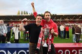 Ryan Reynolds e Rob McElhenney, donos do Wrexham - Foto: IMAGO