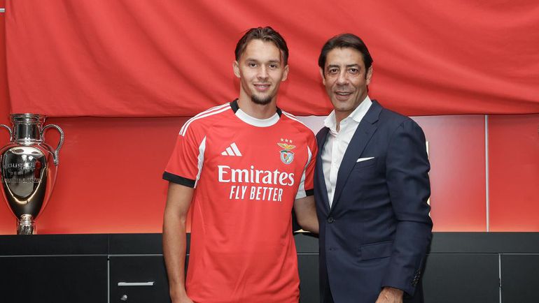 Mercado oficial: Benfica confirma Dedic!