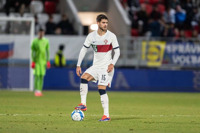 Christian Marques é a mais recente aposta dos beirões para aumentar as opções do eixo da retaguarda