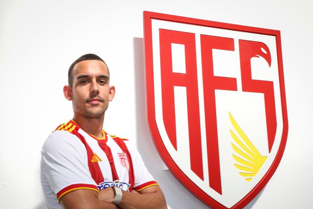 Mercado Oficial: Ángel Algobia é reforço do Aves SAD