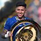 Enzo Fernández com o troféu do Mundial de Clubes