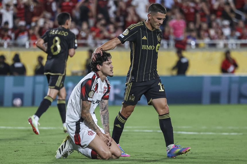 Pedro, jogador do Flamengo, às ordens de Filipe Luís