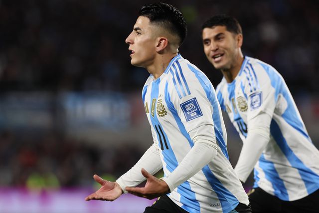 Thiago Almada, 24 anos, médio-ofensivo, está seduzido com a hipótese de jogar em Espanha