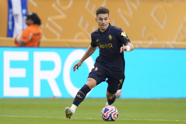 Extremo internacional português continua a ser um forte desejo dos 'bianconeri', mas SAD portista está irredutível