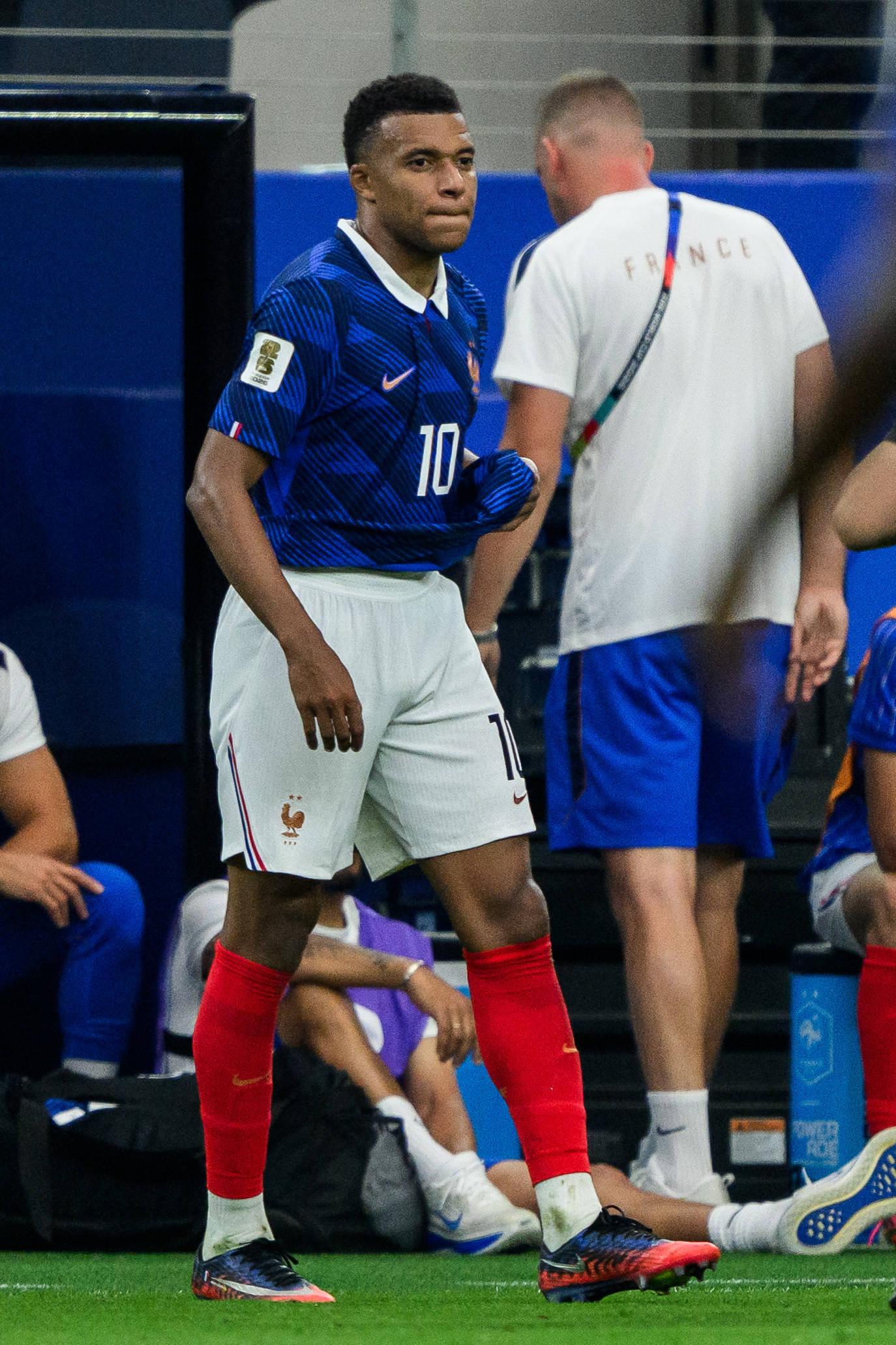 França, 2026: uma derrota que pode marcar o futuro da seleção francesa, mas já marcará o fim da era Deschamps. Este jogo contrastou com o domínio que a equipa exercia no Mundial até encontrar a Espanha (IMAGO)
