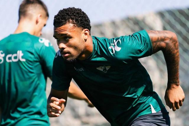 Alexandre Parsemain lesionou-se ao serviço da seleção