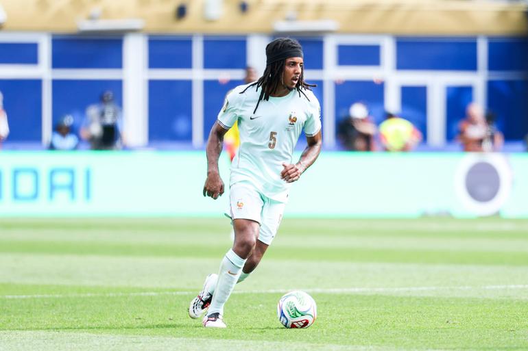 Jules Koundé, defesa do Barcelona e da seleção francesa - €60 M