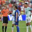 Espen Eskas, Modric e Cristiano Ronaldo no Portugal - Croácia (Foto: Miguel Nunes)