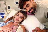 Samu Costa e Inês Salvador com o filho Oliver - Foto: @samucosta6 e @inessalvador