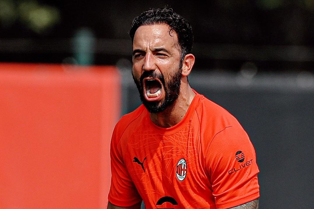 Rúben Amorim puxa pelos jogadores do Milan de forma exuberante - Foto: Milan