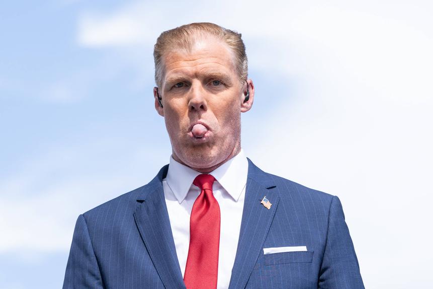 Alexi Lalas, ex-internacional pelos EUA, é agora comentador