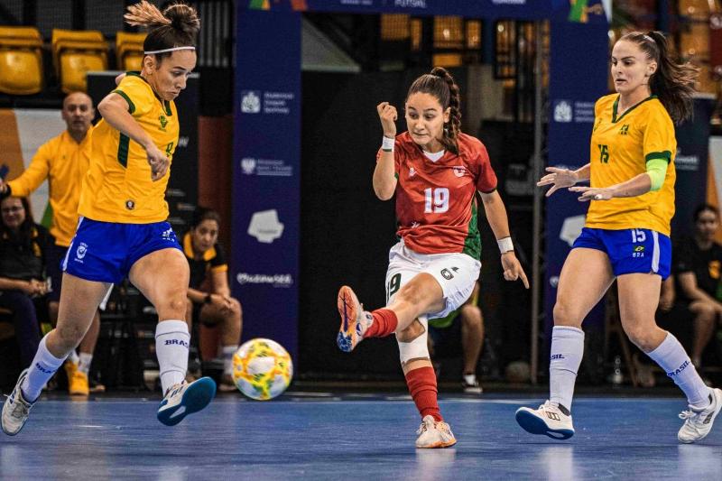 A Seleção Nacional Universitária feminina sagrou-se vice-campeã mundial de futsal, tal como a masculina - Foto: FADU