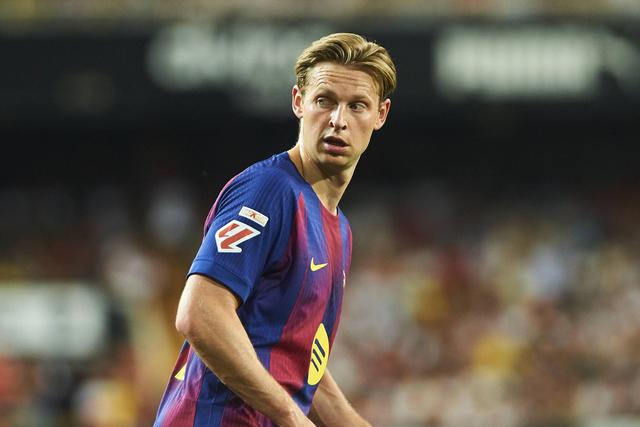 Alarme no Barcelona: pré-época arranca com lesão grave de titular