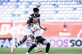 Eduardo Felicíssimo em ação no Estádio Algarve contra o Celtic - Foto: IMAGO