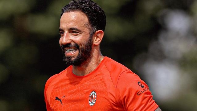 Rúben Amorim sorridente no treino do Milan - Foto: Milan