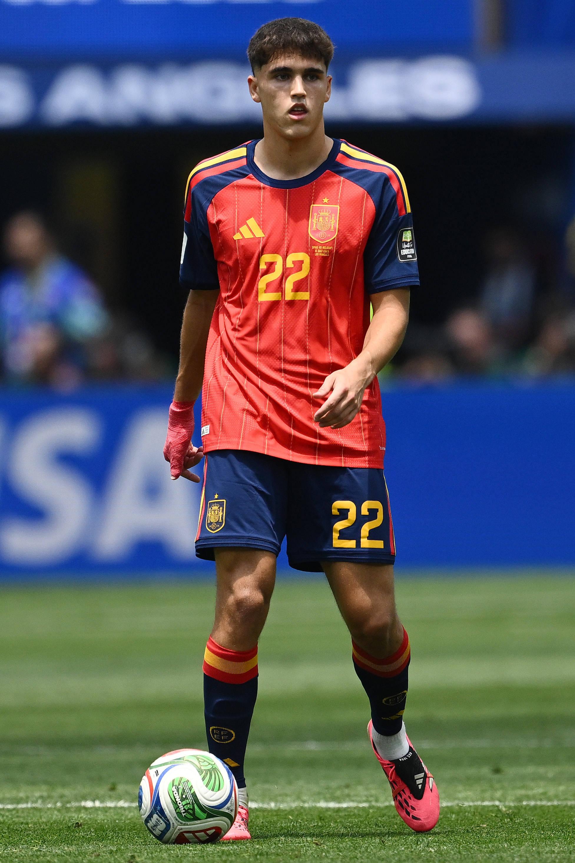 Pau Cubarsí, defesa do Barcelona e da seleção espanhola - €80 M