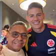 James Rodríguez com o pai de Luis Díaz - Foto: @mane_diaz_26
