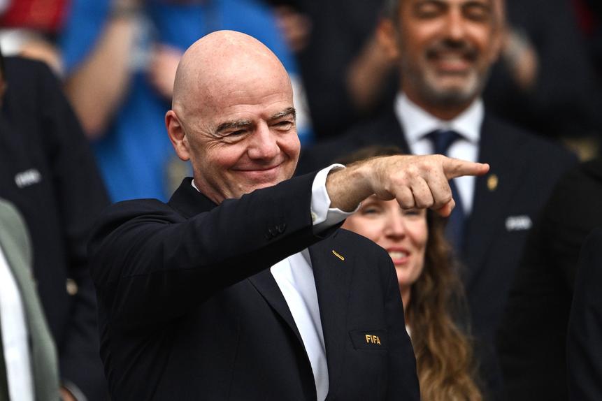 Gianni Infantino sob escrutínio