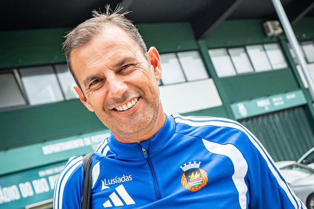 Sotiris Silaidopoulos orienta a Caravela desde a época passada - Foto: Rio Ave