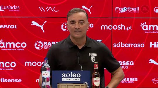 Carvalhal e o regresso a Braga: «Estou muito feliz por estar aqui»