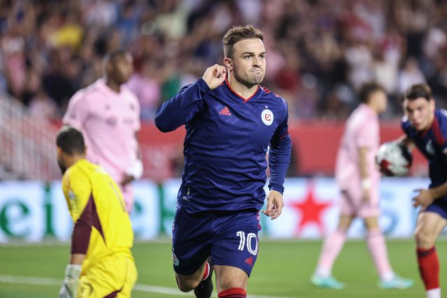 Shaqiri termina contrato com o Chicago Fire e é jogador livre