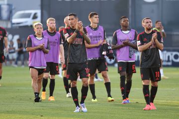 OFICIAL: Benfica e Emirates prolongam parceria até 2029