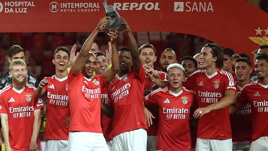 Benfica recebe da Emirates dez vezes menos que o Real Madrid