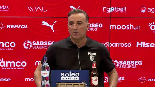 Carvalhal nega que tenha criticado Daniel Sousa