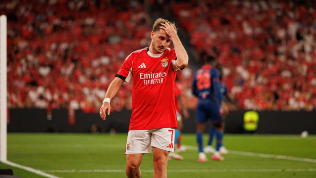 Akturkoglu durante o jogo com o Nice, no Estádio da Luz