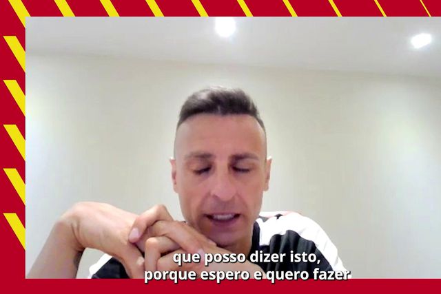 «Não vai ser fácil para o United a menos que surpreendam e comecem a ‘destruir’ os adversários»