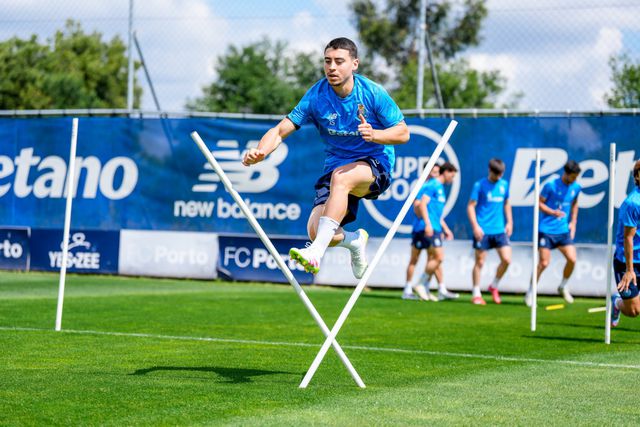 Mercado: FC Porto perto de acertar empréstimo de Vasco Sousa