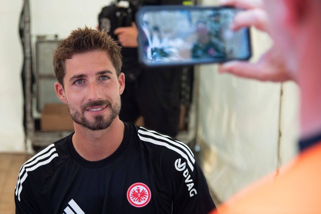 Kevin Trapp a caminho do Paris FC... seduzido pela Louis Vuitton