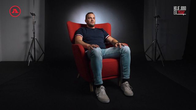 Hoje Jogo Eu: «Entrei num elevador e estava lá o Eusébio. Fiquei completamente sem reação»