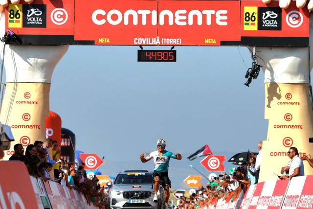 Volta a Portugal: Caicedo conquista a Torre e Nych reforça amarela