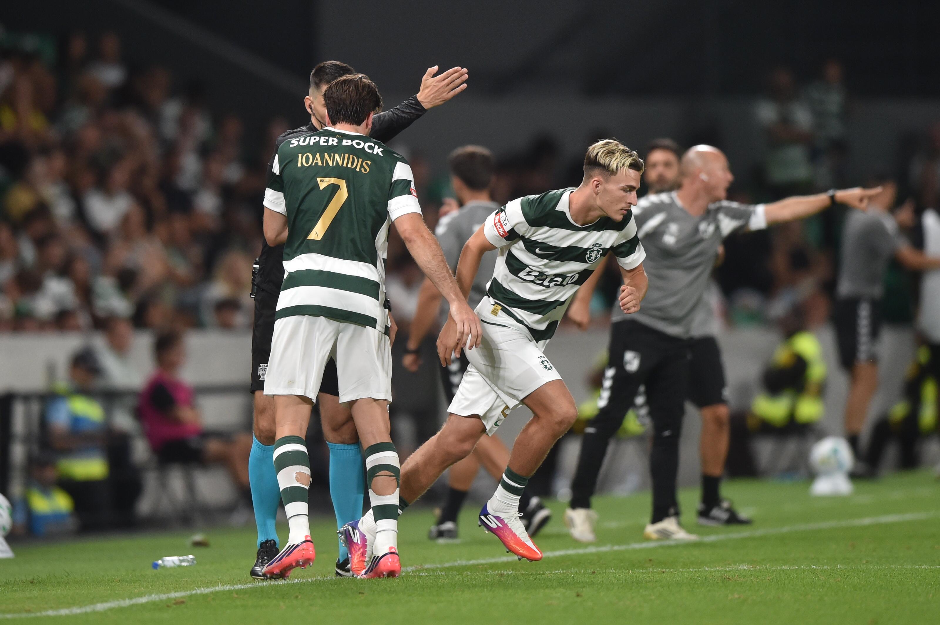Jesse Derry substituiu Ioannidis na 2.ª parte do jogo com o V. Guimarães - Foto: Miguel Nunes