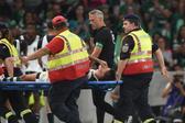 Vagiannidis deixou o relvado de maca no jogo com o V. Guimarães - Foto: Miguel Nunes
