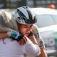 Um dia difícil para os ciclistas da Volta e os familiares (Foto Nuno Veiga/Lusa)