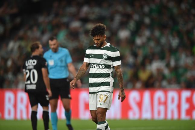 Luis Suárez entrou na 2.ª parte do jogo frente ao V. Guimarães - Foto: Miguel Nunes