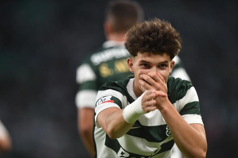 Flávio Gonçalves atravessa excelente momento de forma (Foto Miguel Nunes)