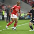 Em 2023, João Mário ainda adiantou a turma de Roger Schmidt, mas Larrazabal fez o empate já perto do final da partida. Foto: Miguel Nunes