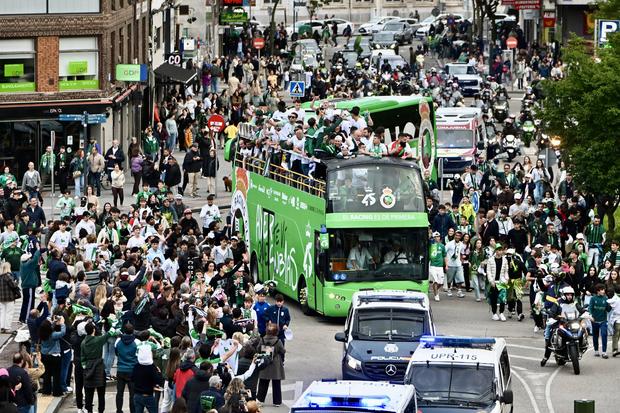 A festa do Racing Santander depois da subida