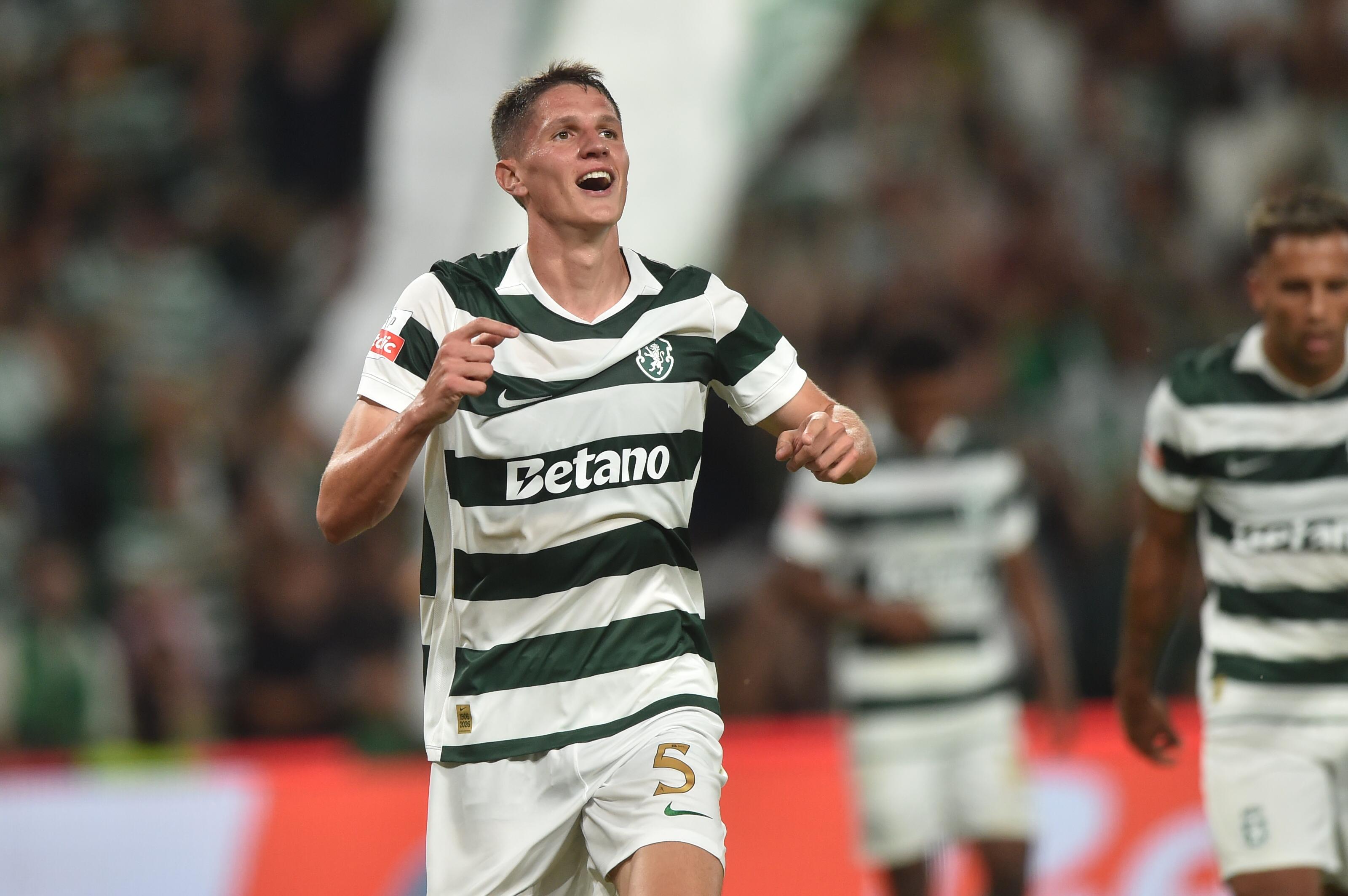 Altimira festeja golo marcado no jogo entre o Sporting e o V. Guimarães - Foto: Miguel Nunes