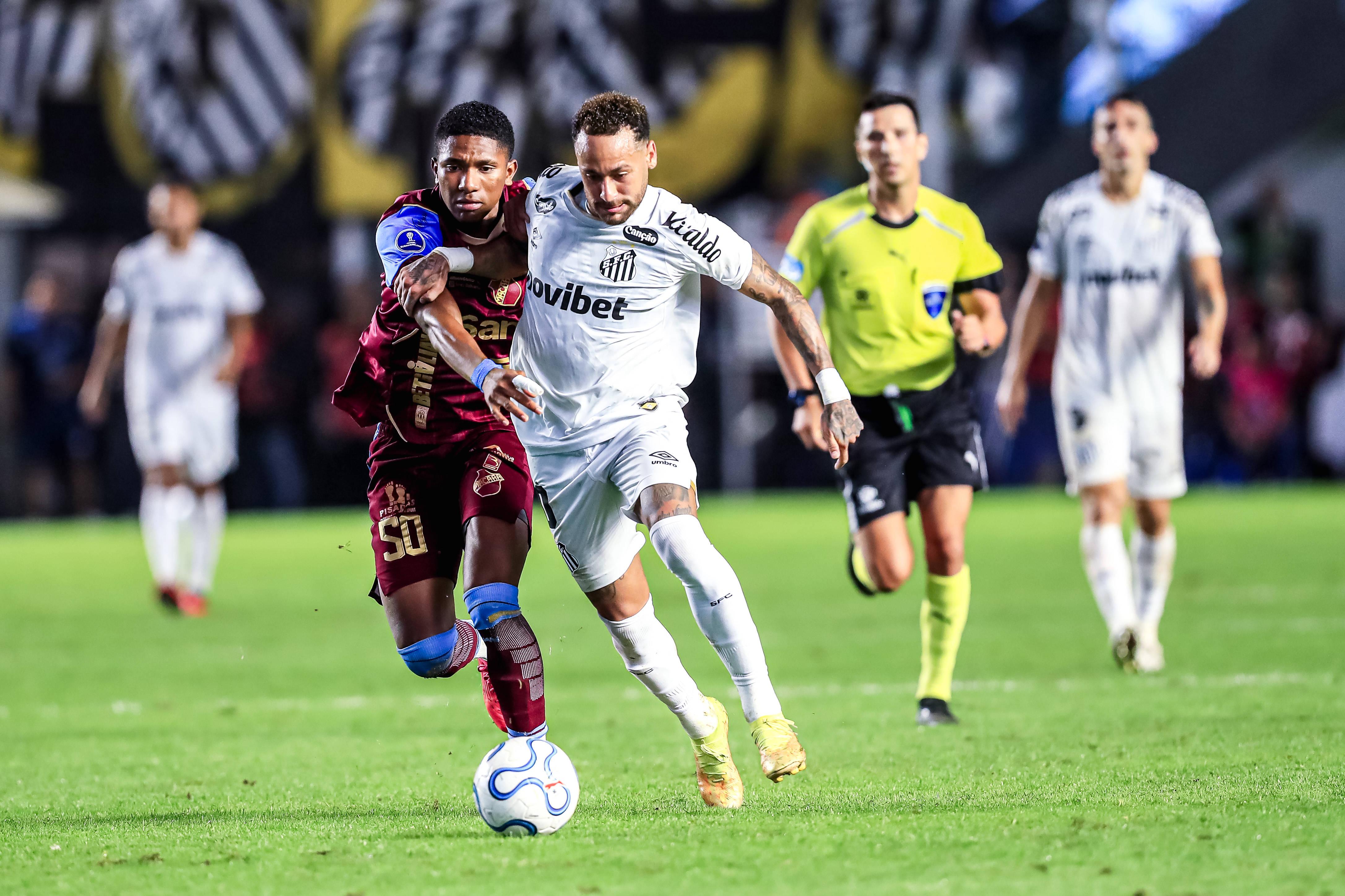 Neymar em destaque na vitória do Santos