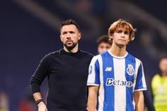FC Porto: «Rodrigo Mora só não saiu ainda por causa de Villas-Boas»