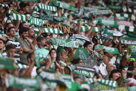 Adeptos do Sporting prometem forte apoio na quarta-feira em Alvalade - Foto: Miguel Nunes