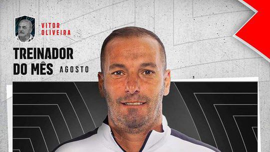 Petit recebe o prémio Vitor Oliveira