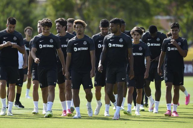 A BOLA dá a conhecer o onze do futuro do Sporting