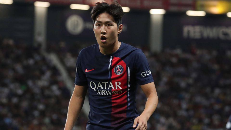 PSG dá luz verde a Kang-in Lee