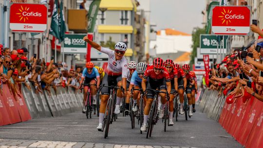 Russa Valgonen conquista amarela na Volta a Portugal feminina