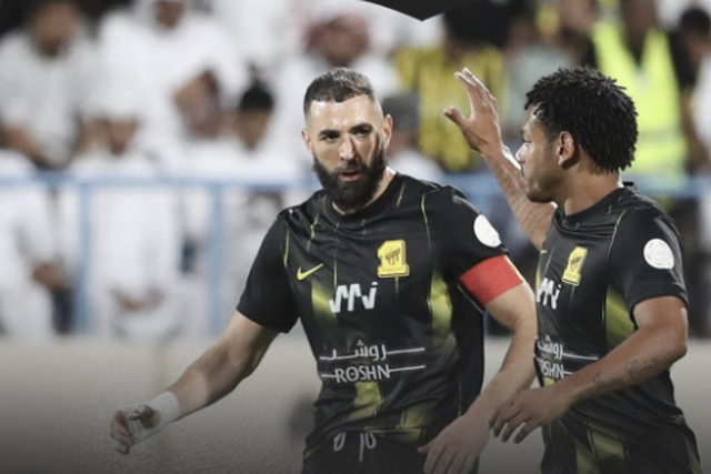 Golo de Benzema com a coxa dá vitória a Nuno Espírito Santo (vídeo)